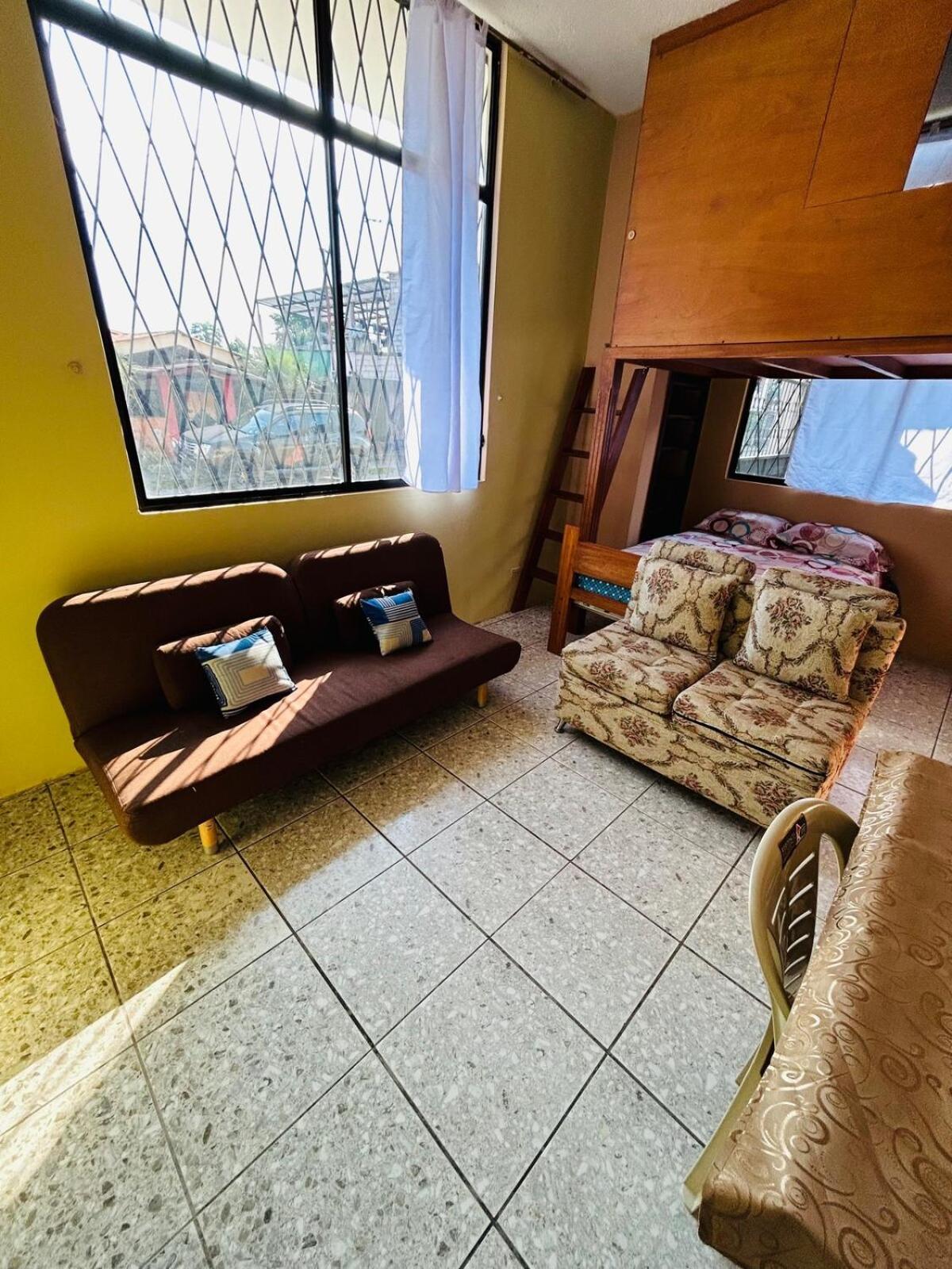 Cerca De Todo Apartment Tena Bagian luar foto